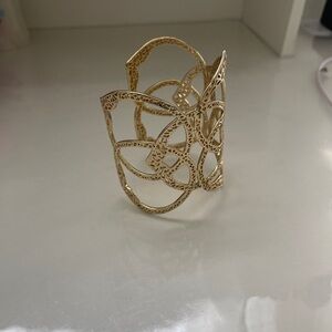 Gold Kendra Scott bracelet cuff